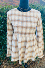Load image into Gallery viewer, Piper Plaid Top

