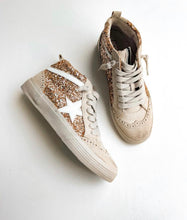 Load image into Gallery viewer, Rina Rose Gold Glitter Sneaker
