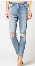 Load image into Gallery viewer, Hidden Super Soft Distressed Mom Jean
