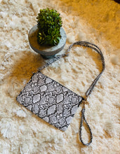 Load image into Gallery viewer, Snakeskin Clutch/Crossbody Bag
