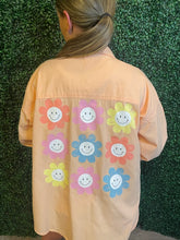 Load image into Gallery viewer, You Make Me Smile Daisy Print Shirt
